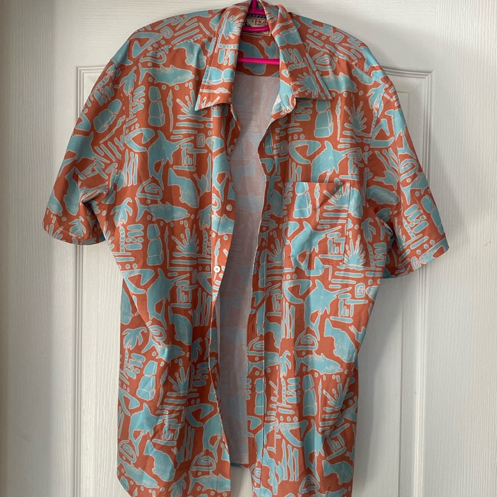 Printed 2XL Huk button down!